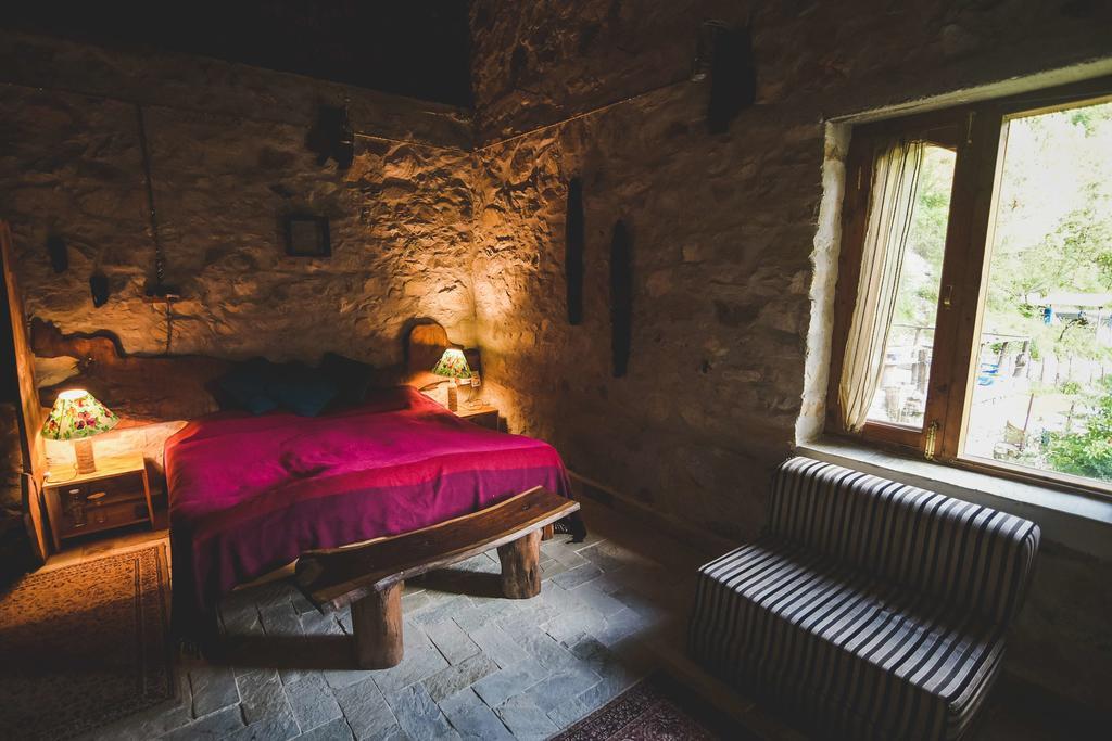 Gone Fishing Cottages, Banjār エクステリア 写真