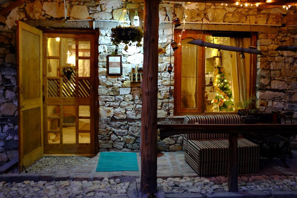 Gone Fishing Cottages, Banjār エクステリア 写真